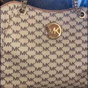 Michale Kors purse